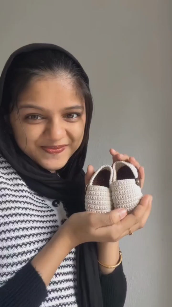 Yarnvia Cozy Cocoa Handmade Crochet Baby Booties